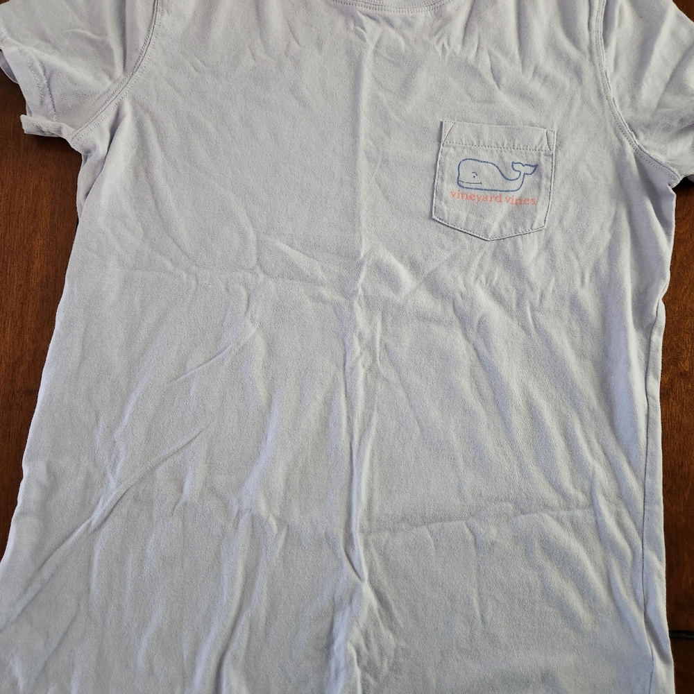 Vineyard Vines T Shirt
